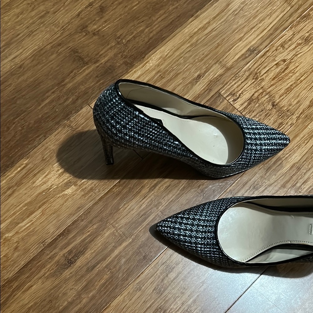 Nine West Black and White Heels with Classic Design Women’s Size 8 Pumps Heels - Picture 14 of 16